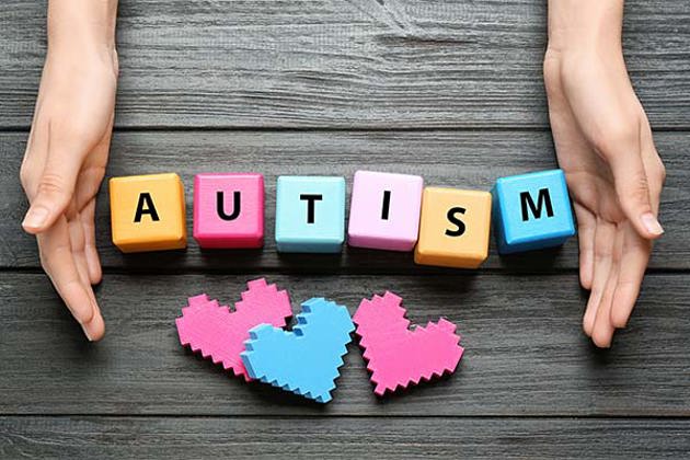 10 early signs of autism in children